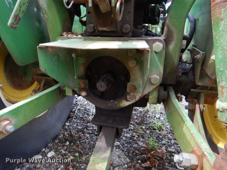 image for item II9970 John Deere 750  tractor