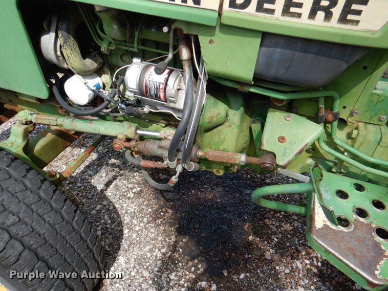 image for item II9970 John Deere 750  tractor