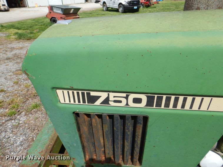 image for item II9970 John Deere 750  tractor