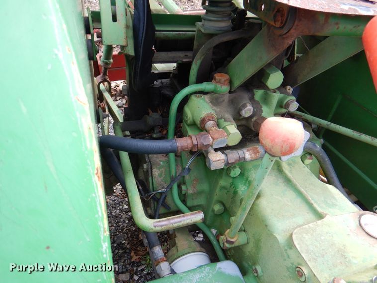 image for item II9970 John Deere 750  tractor