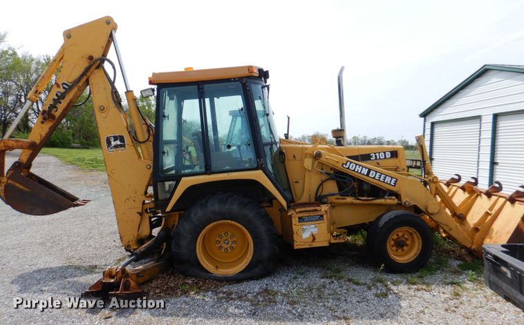 image for item II9972 1995 John Deere 310D  tractor loader backhoe