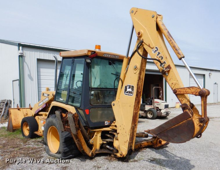 image for item II9972 1995 John Deere 310D  tractor loader backhoe