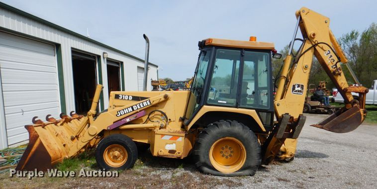 image for item II9972 1995 John Deere 310D  tractor loader backhoe