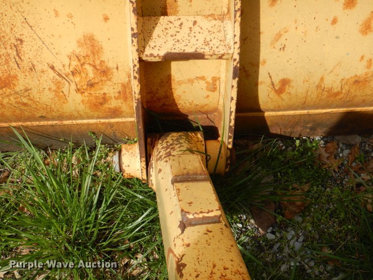 image for item II9972 1995 John Deere 310D  tractor loader backhoe