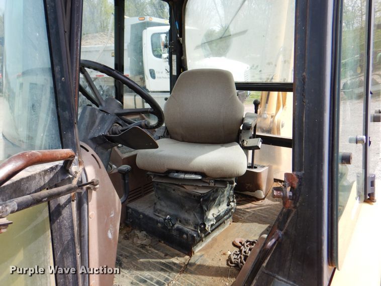 image for item II9972 1995 John Deere 310D  tractor loader backhoe