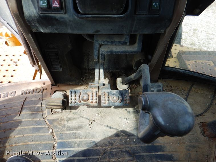 image for item II9972 1995 John Deere 310D  tractor loader backhoe