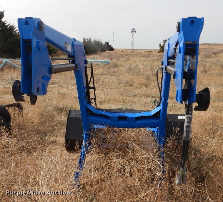 image for item IJ9286 New Holland 825TL  loader