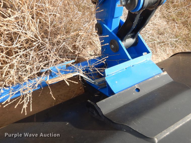 image for item IJ9286 New Holland 825TL  loader