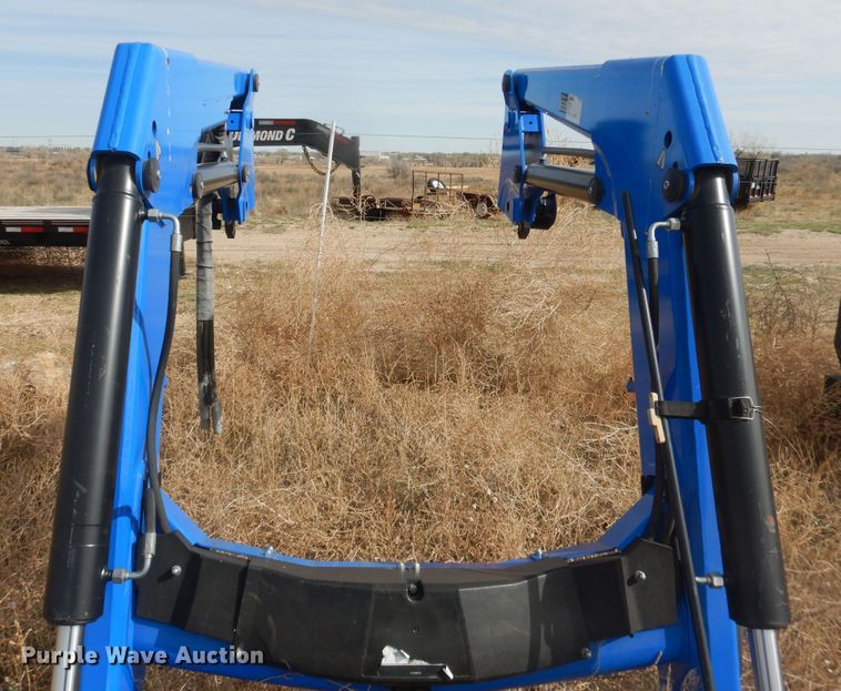 image for item IJ9286 New Holland 825TL  loader