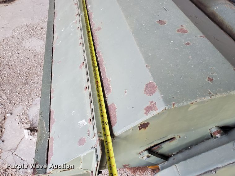 image for item IL9052 MB  broom