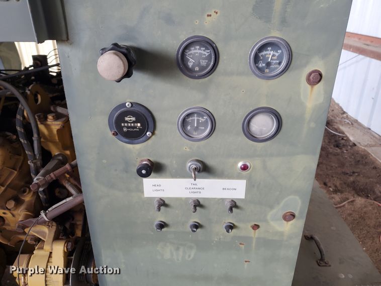 image for item IL9052 MB  broom