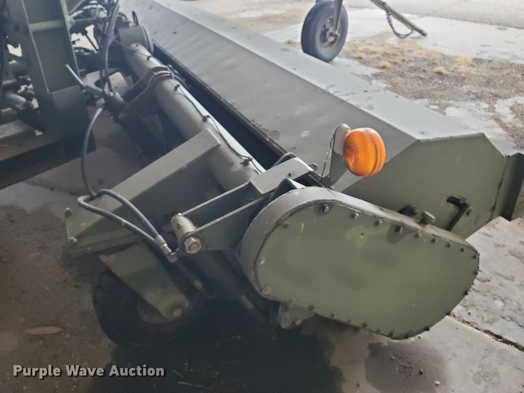 image for item IL9052 MB  broom