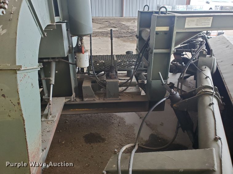 image for item IL9052 MB  broom