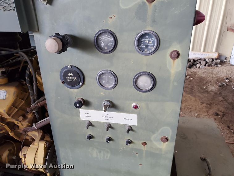 image for item IL9052 MB  broom