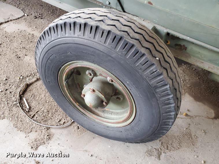 image for item IL9052 MB  broom