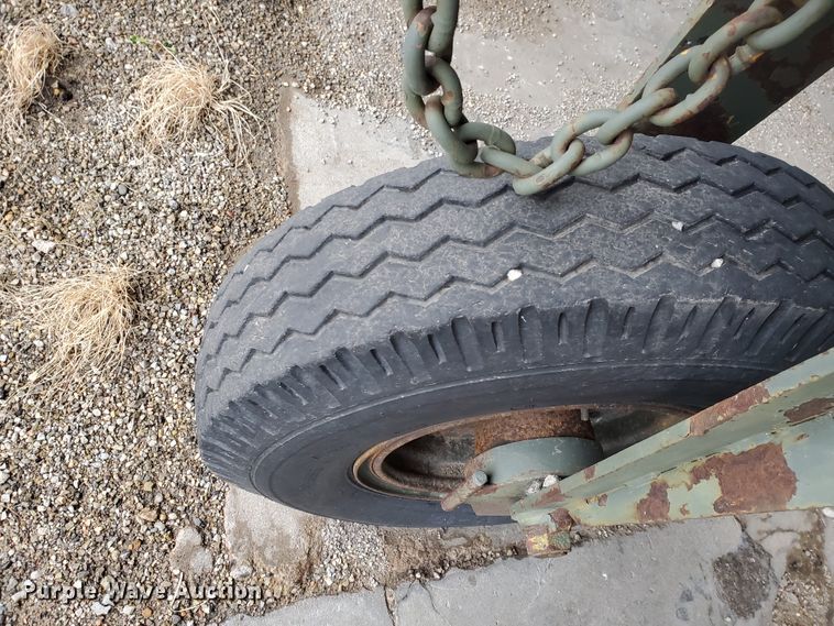 image for item IL9052 MB  broom