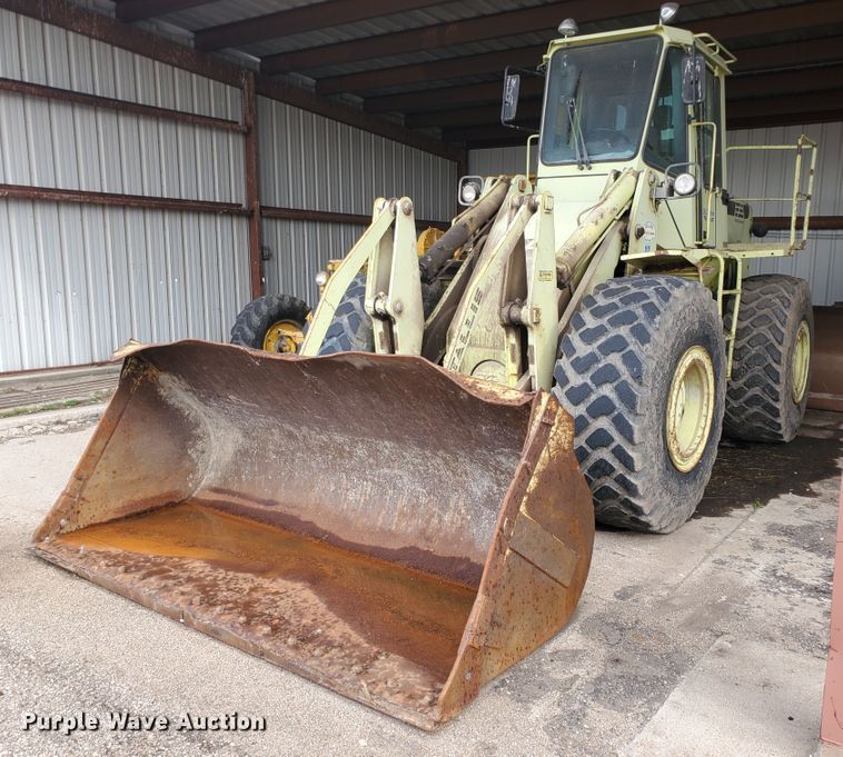 image for item IL9054 1989 Fiat-Allis FR15B  wheel loader