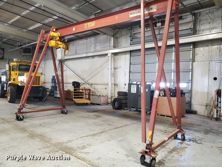 image for item IL9071 2012 Wallace Cranes 5T19-20AC A-frame hoist