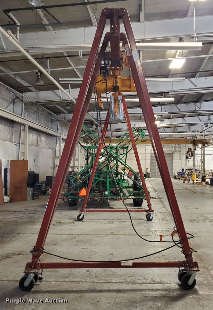 image for item IL9071 2012 Wallace Cranes 5T19-20AC A-frame hoist