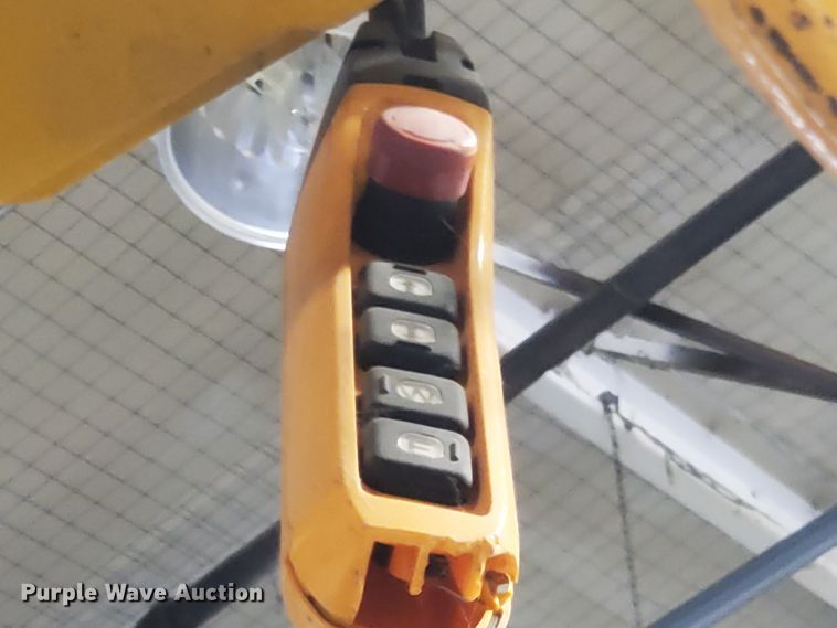 image for item IL9071 2012 Wallace Cranes 5T19-20AC A-frame hoist