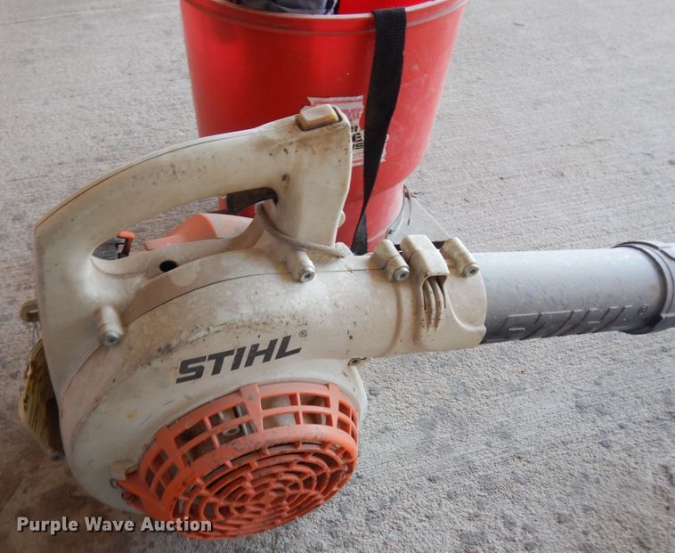 image for item IP9221 Lawn and garden equipment