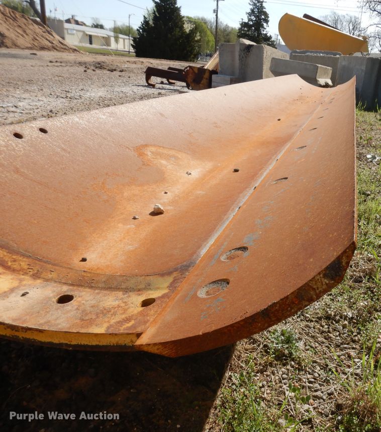 image for item IP9230 Motor grader moldboard