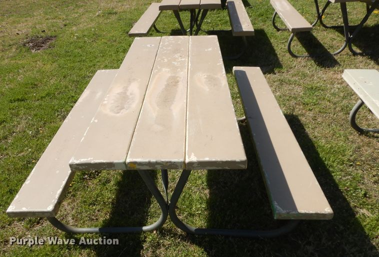 image for item IP9233 (7) picnic tables