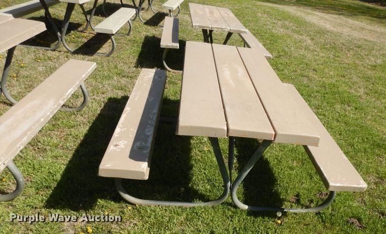 image for item IP9233 (7) picnic tables