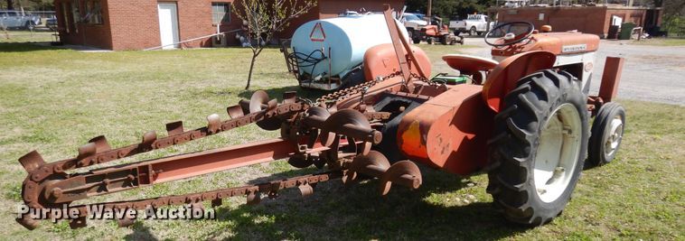 image for item IP9235 1959 International 340  tractor