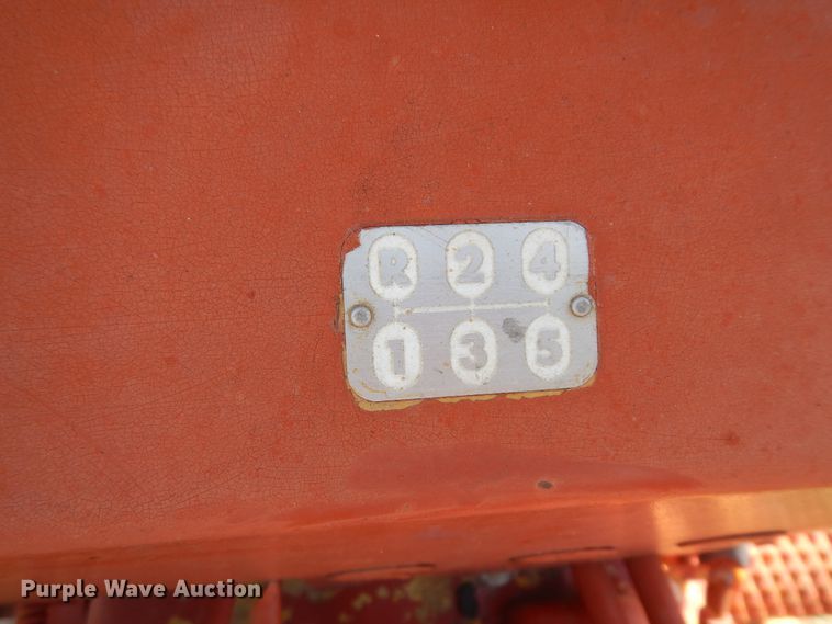 image for item IP9235 1959 International 340  tractor