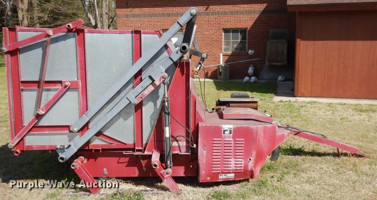 image for item IP9236 Toro 1655HL turf sweeper