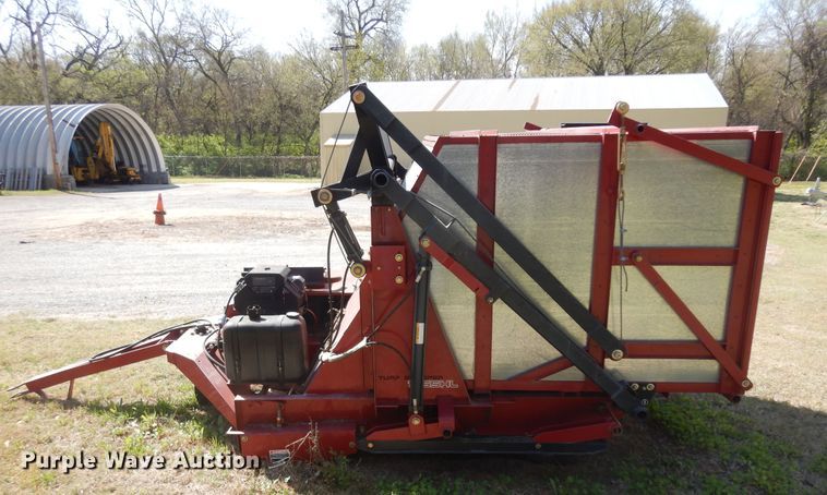 image for item IP9236 Toro 1655HL turf sweeper