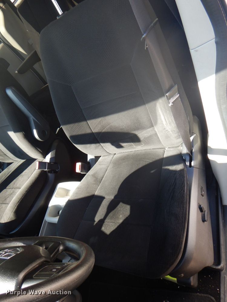 image for item IQ9265 2012 Dodge Grand Caravan  van