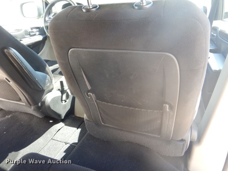 image for item IQ9265 2012 Dodge Grand Caravan  van