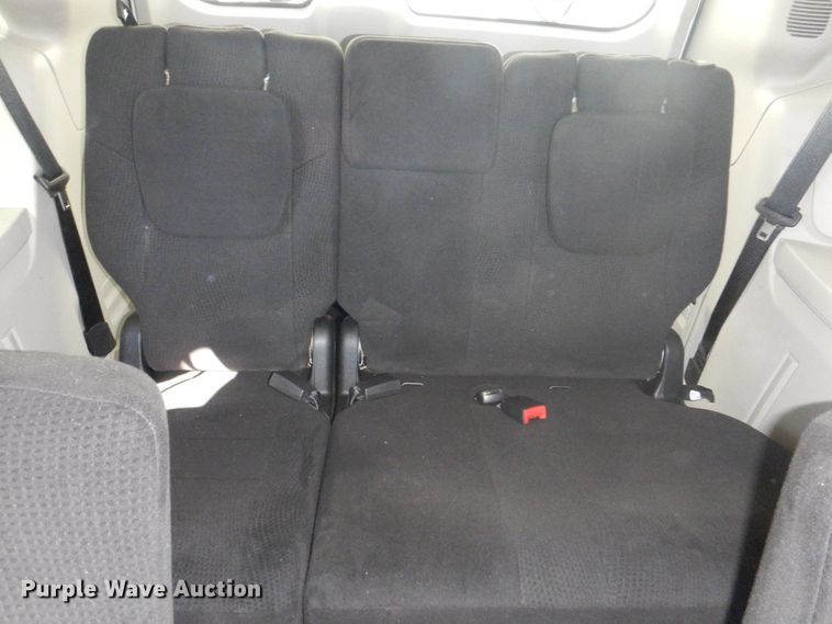 image for item IQ9265 2012 Dodge Grand Caravan  van