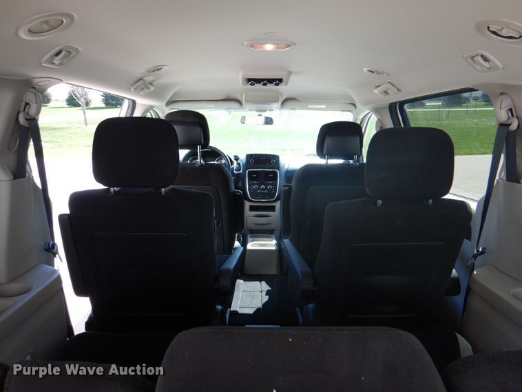 image for item IQ9265 2012 Dodge Grand Caravan  van