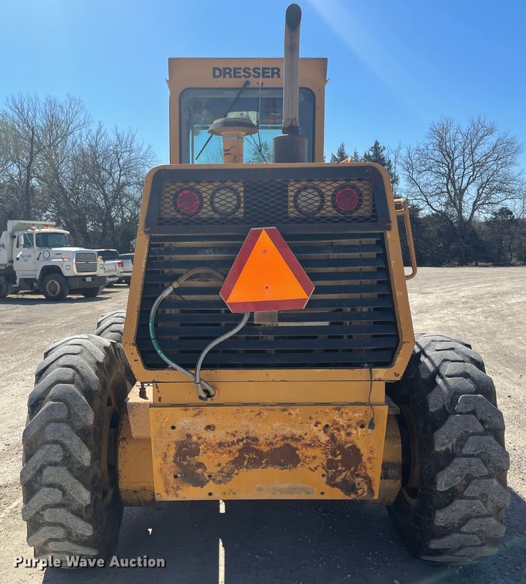 image for item IR9755 Dresser 850  motor grader