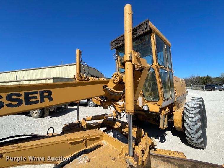 image for item IR9755 Dresser 850  motor grader