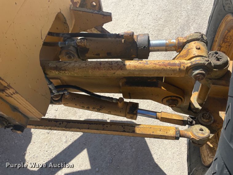 image for item IR9755 Dresser 850  motor grader