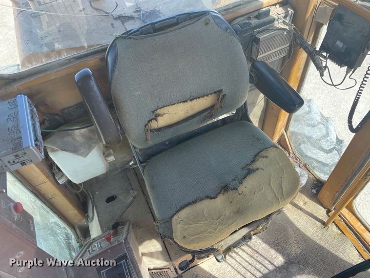 image for item IR9755 Dresser 850  motor grader