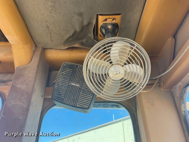 image for item IR9755 Dresser 850  motor grader