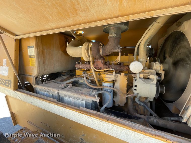 image for item IR9755 Dresser 850  motor grader