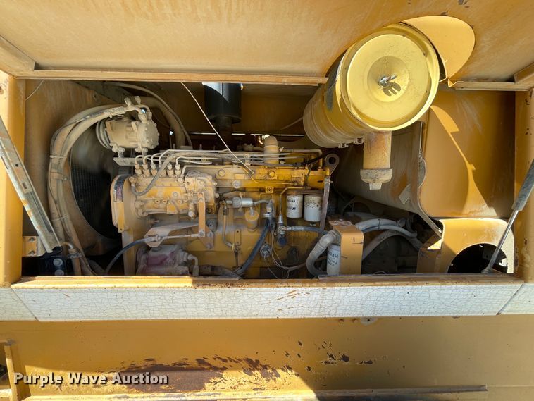 image for item IR9755 Dresser 850  motor grader