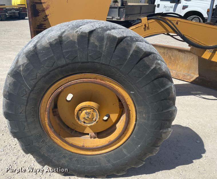 image for item IR9755 Dresser 850  motor grader