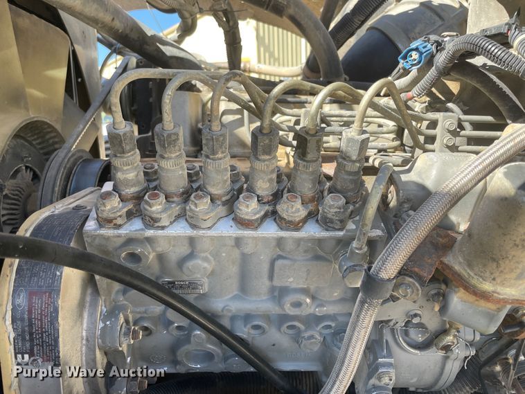 image for item IR9756 1996 Ford LT8000  dump truck