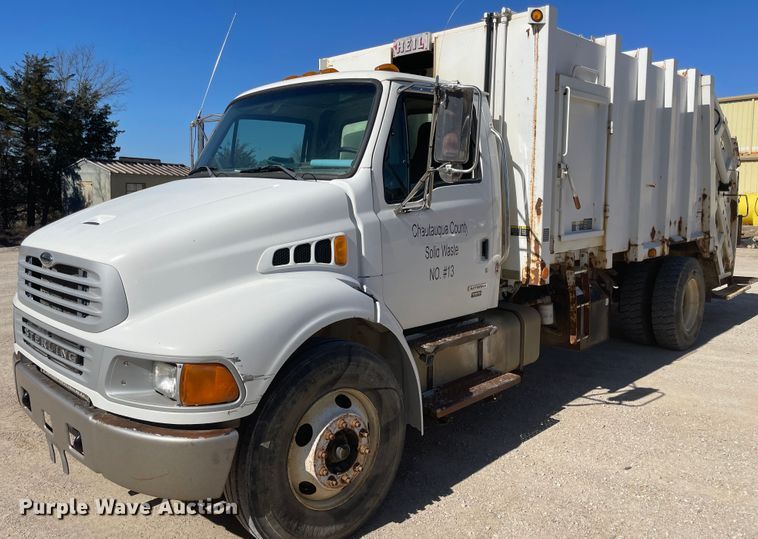 image for item IR9757 2007 Sterling Acterra  refuse truck