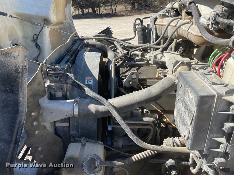 image for item IR9757 2007 Sterling Acterra  refuse truck