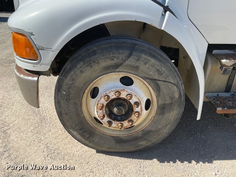 image for item IR9757 2007 Sterling Acterra  refuse truck