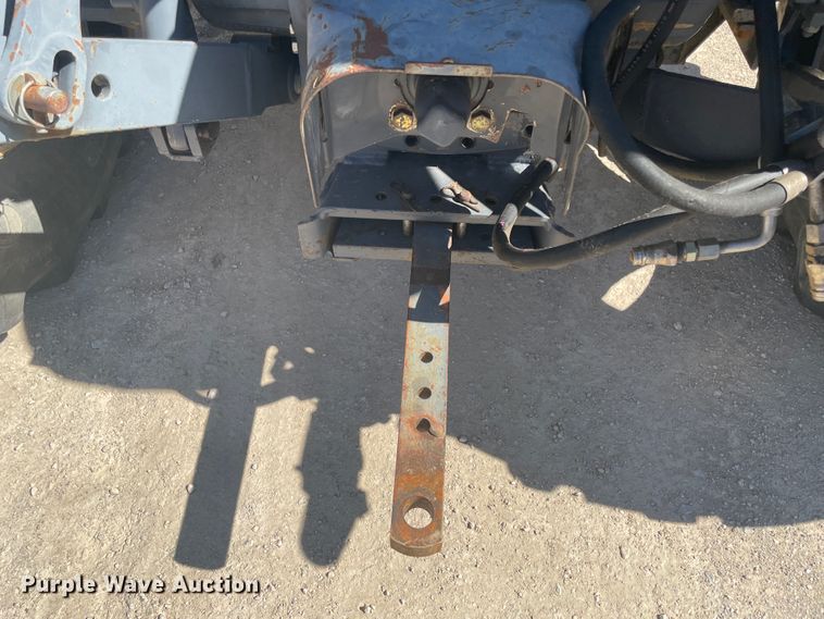 image for item IR9758 1997 New Holland 7740  tractor