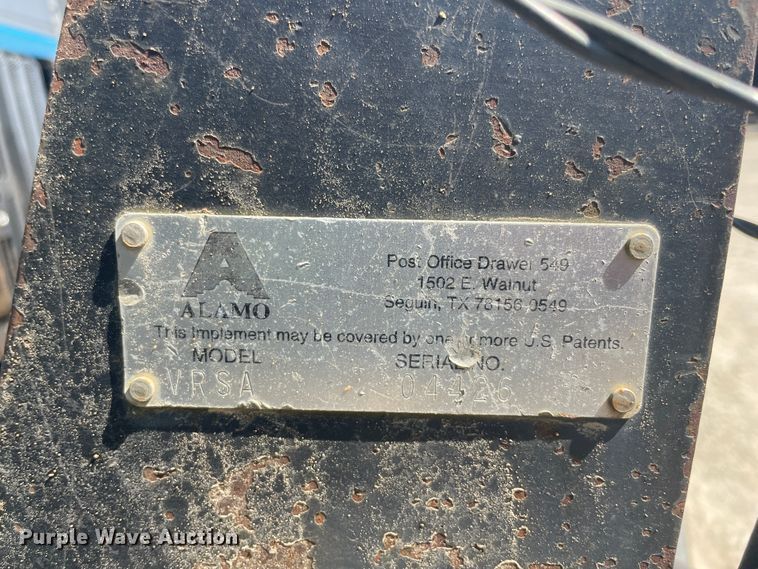 image for item IR9758 1997 New Holland 7740  tractor